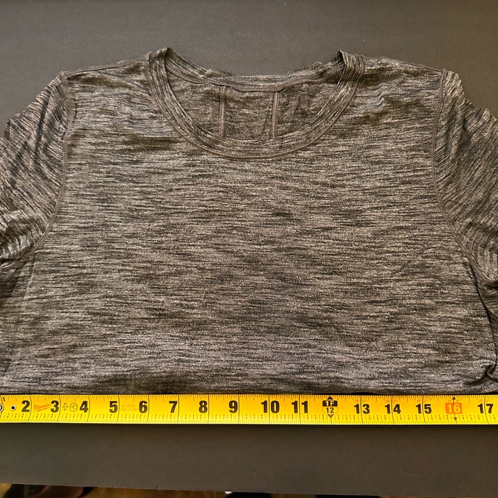 Lululemon Athletica Grey Crop T-Shirt